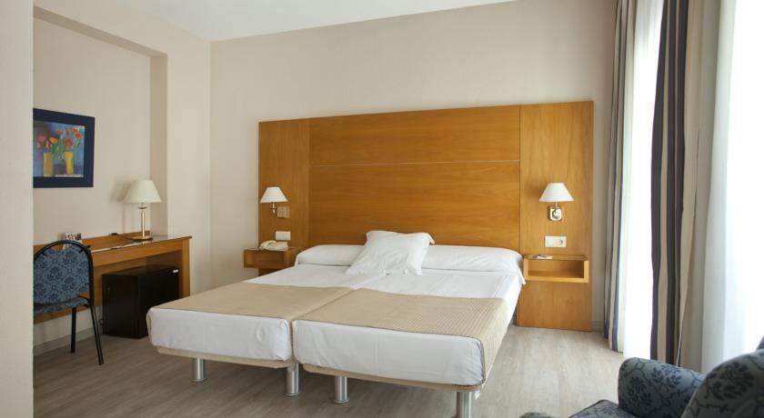 Tryp Ciudad De Alicante Hotel מראה חיצוני תמונה