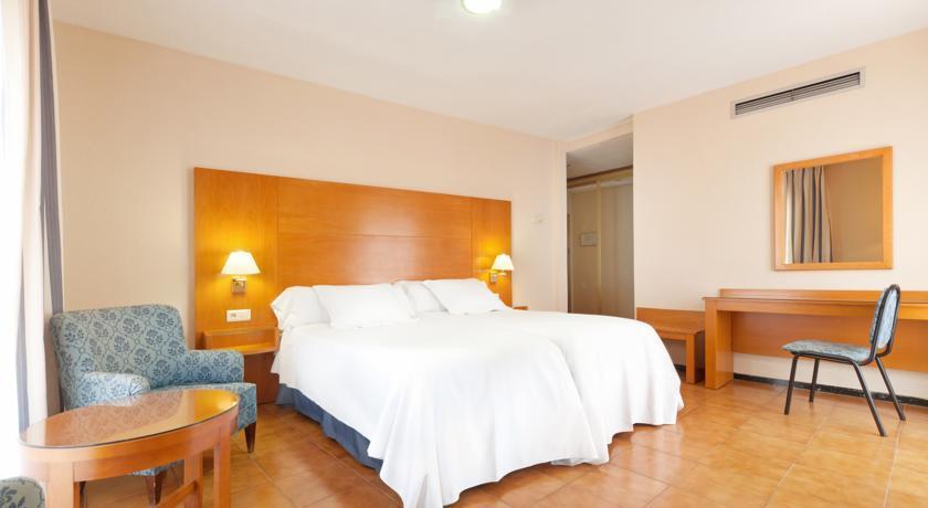 Tryp Ciudad De Alicante Hotel מראה חיצוני תמונה