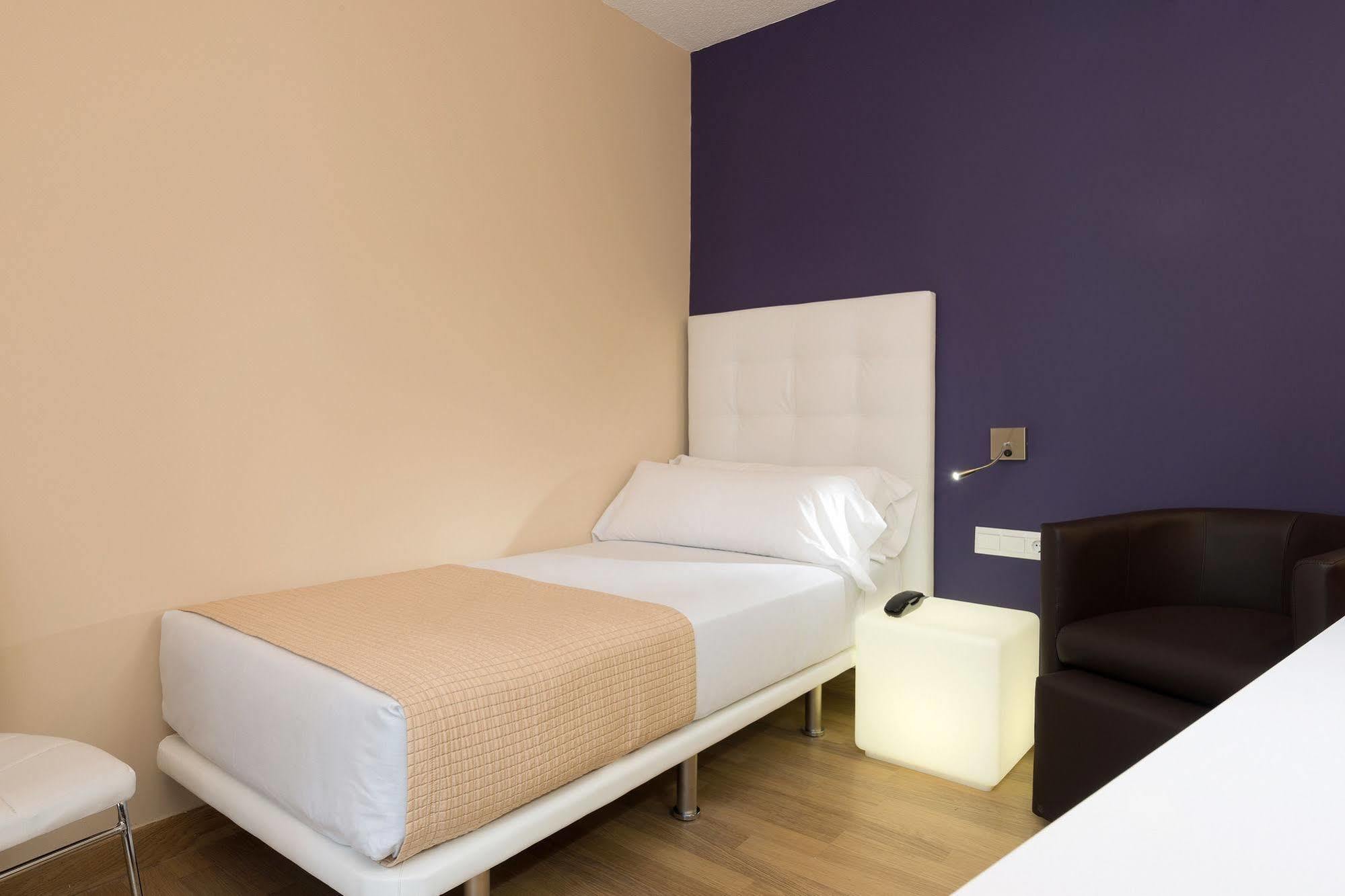 Tryp Ciudad De Alicante Hotel מראה חיצוני תמונה