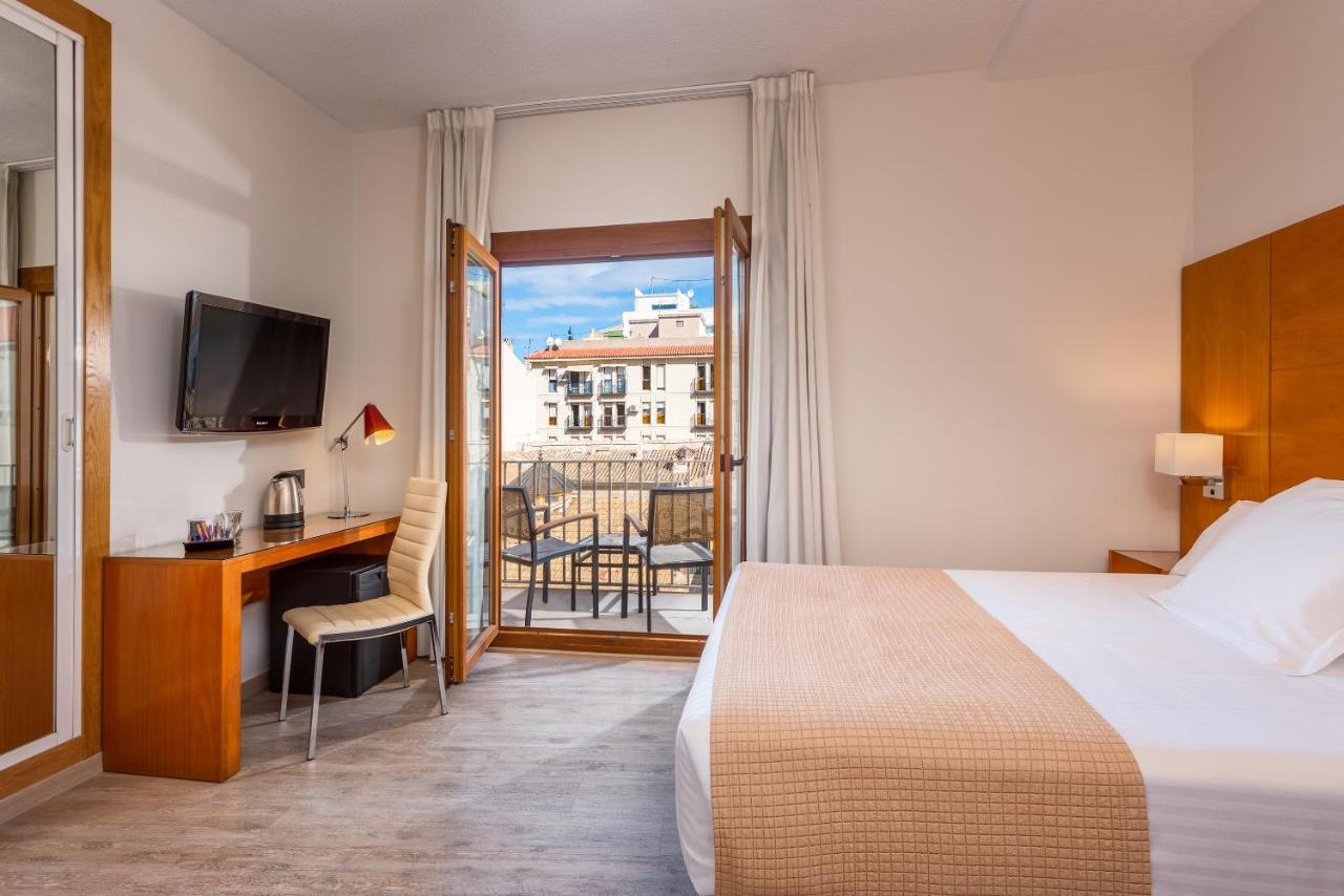 Tryp Ciudad De Alicante Hotel מראה חיצוני תמונה